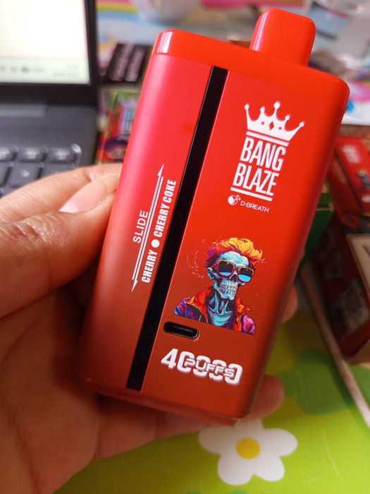 BANG BLAZE 40.000k PUFFS - Modele SLIDE cu 2 arome intr-un singur vape!