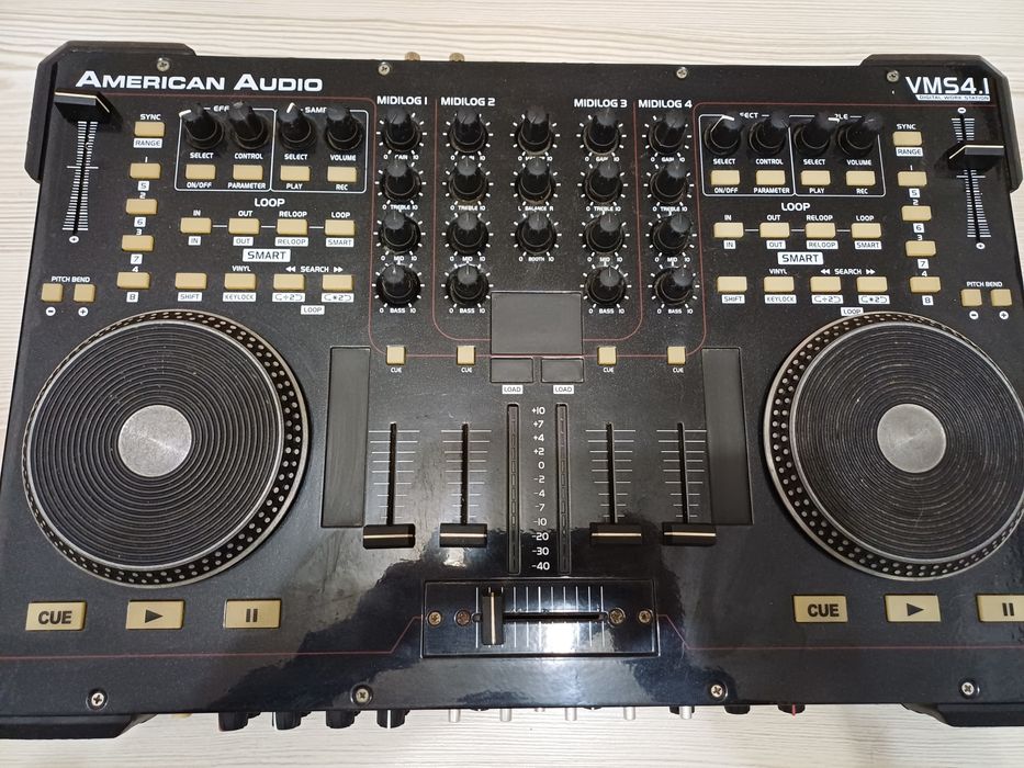 Vând placa Dj American Audio VMS4.1