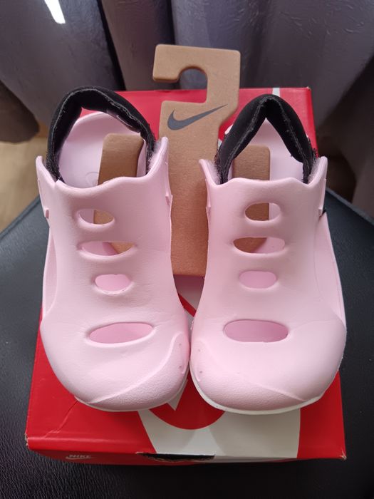 Детски сандали Nike 26