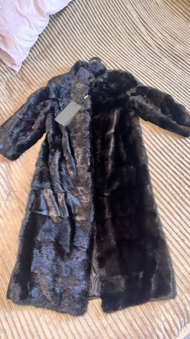 Продам норкувую шубу