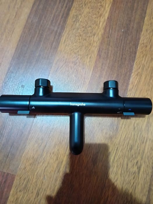 Vând bateri de apa hansgrohe