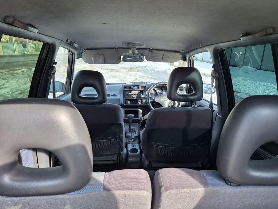 Раф 4 автомобиль