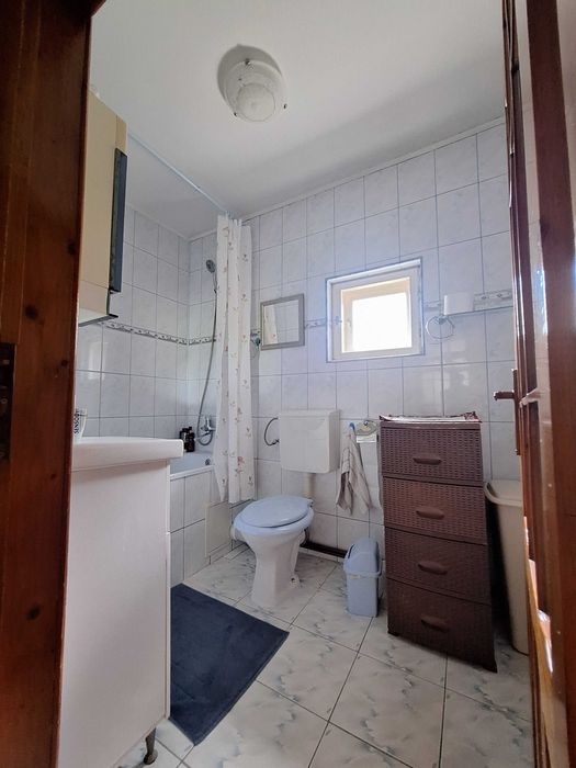 Casă individuală cu 70 mp utili, pivniță de 20 mp și teren intravilan generos de 31 ari - în Dej