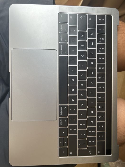 MacBook Pro A1706