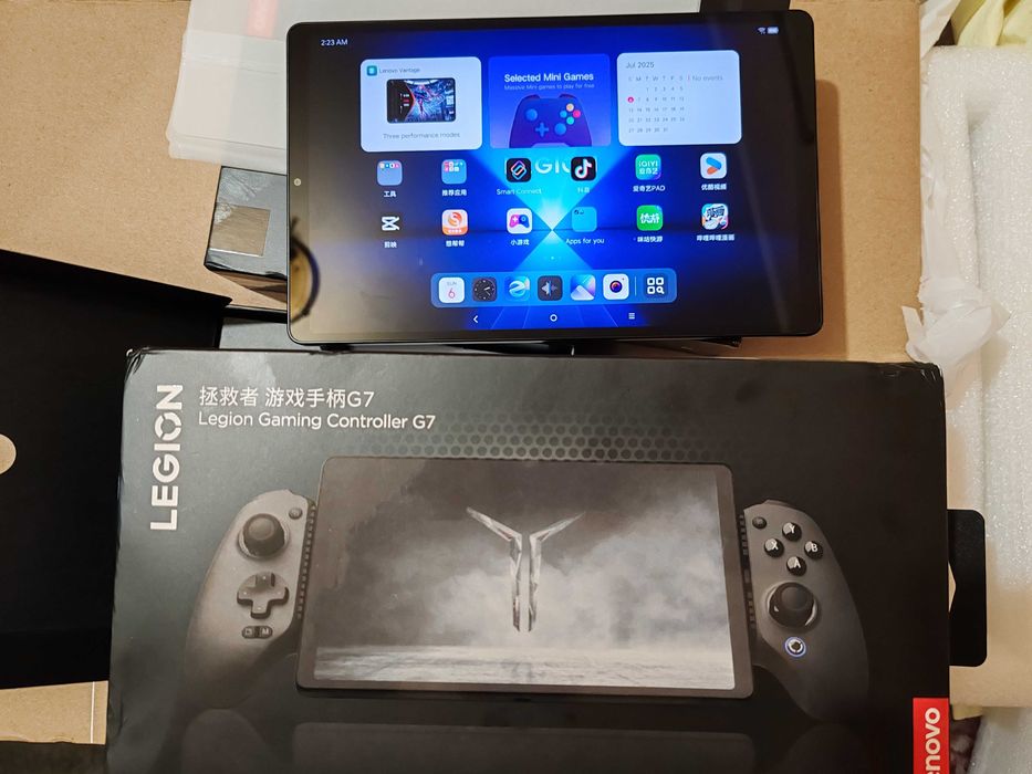 Legion Y700 Gaming Tab Gen 4, 8.8-Inch 165Hz, 16Gb, 512gb,ULTRA tablet