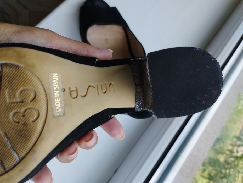 Босоножки, туфли