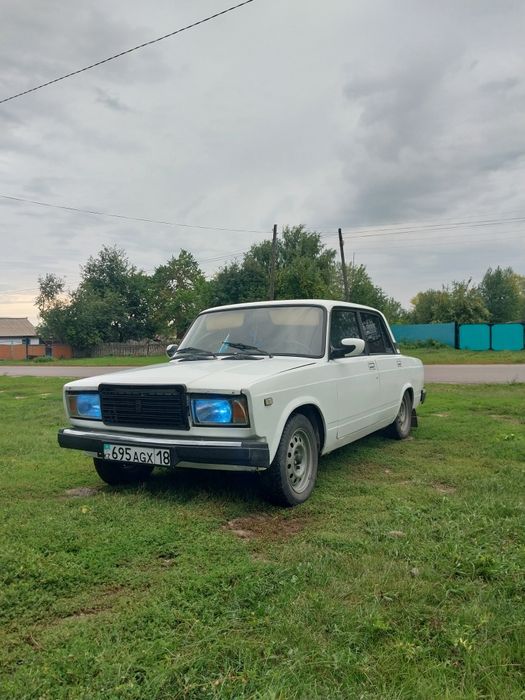 Продам ваз 2107.