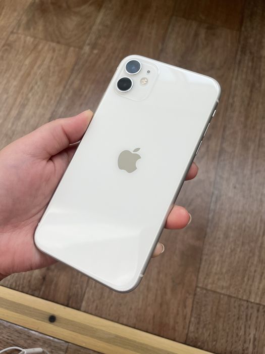 Айфон 11 128гб отличный