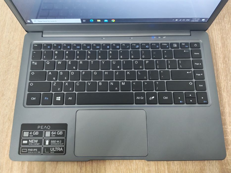 Laptop PEAQ Slim S130