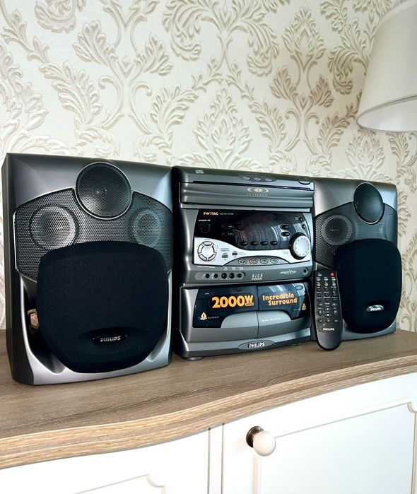 Музыкальный центр Philips FW750C