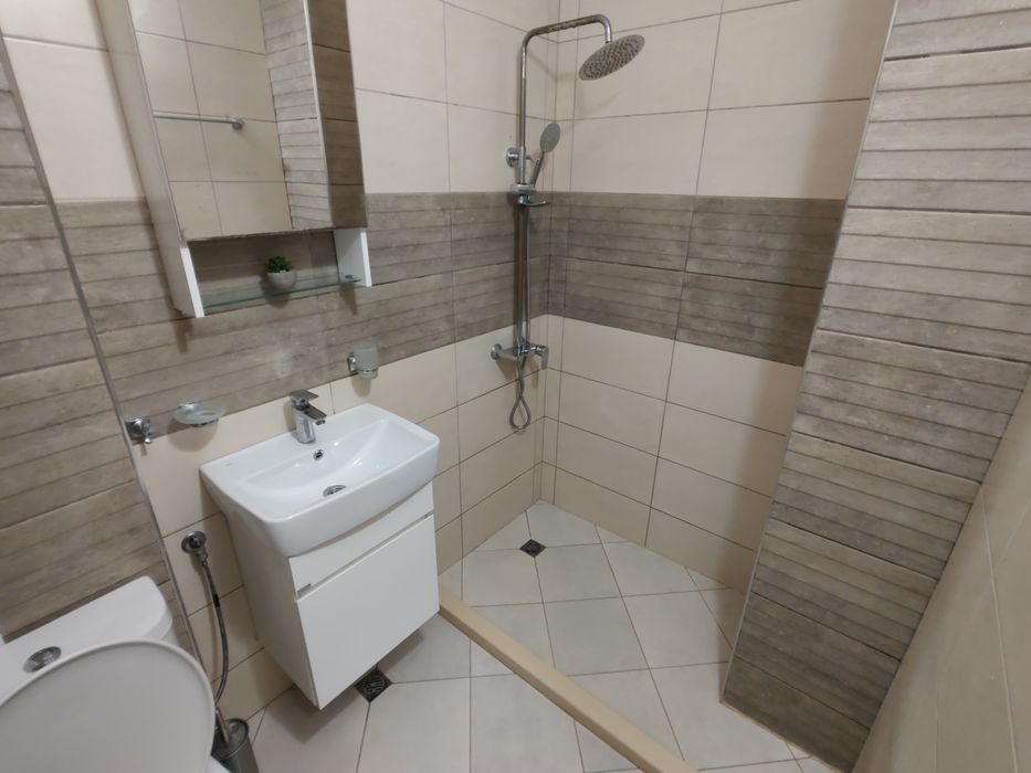 Дава се под наем Тристаен апартамент в Варна, Младост 1 - 60 кв.м за 408 € - Снимка #3