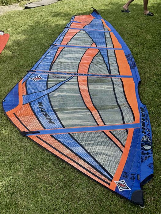 Уиндсърф екипировка- дъски, платна, финки, мачти, гикове