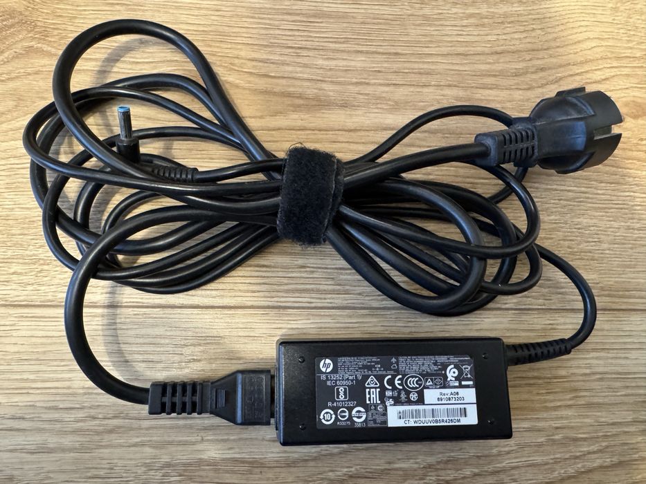 Incarcator laptop HP 45 W mufa albastra