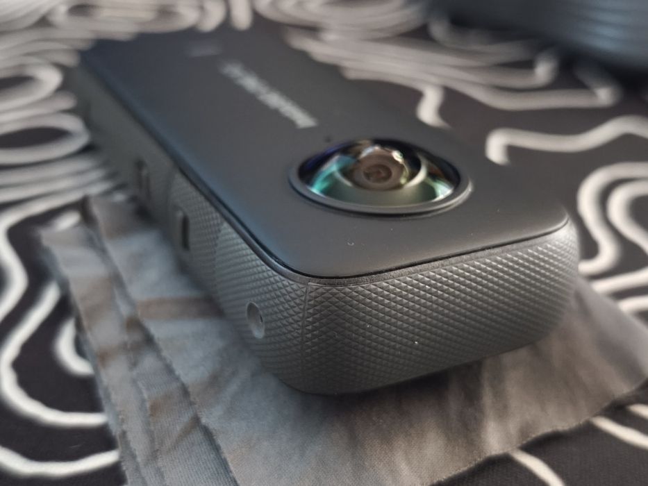 Camera Insta360 ONE X2