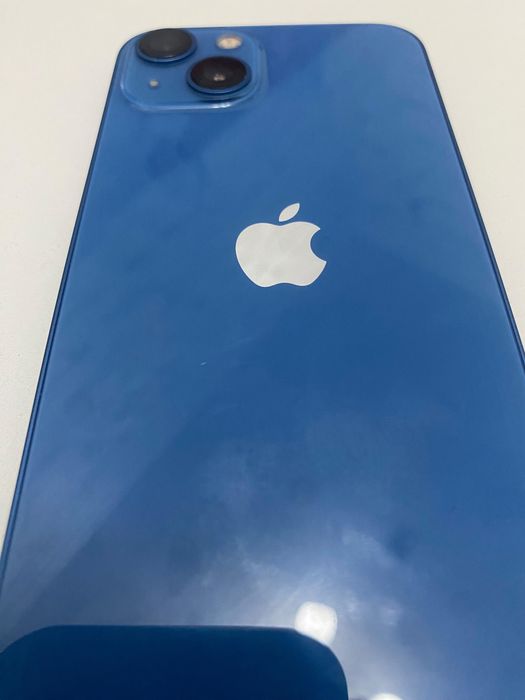 Айфон 13 полный радной еш жері ауыспаған