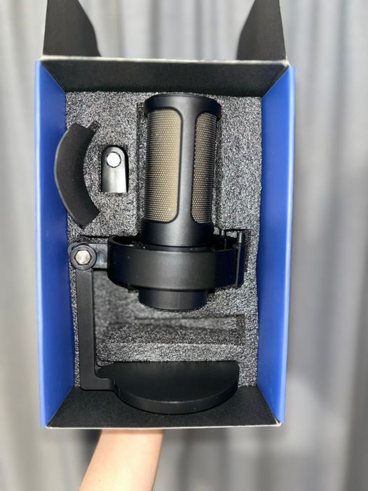 микрофон Fifine A8