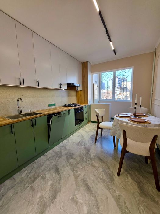 Срочно продаётся 2 ком Саида Барака