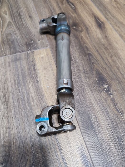 Кормилен прът тойота аурис Е150