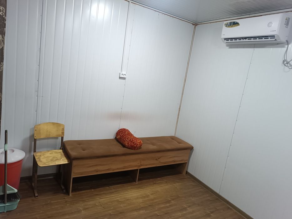 Sartaroshxona sotiladi