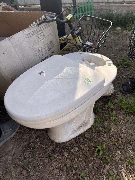 Продам унитаз для строительство