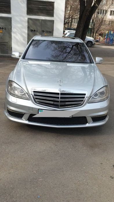 Продам Mercedes 221 S класс объем 5.5 AMG