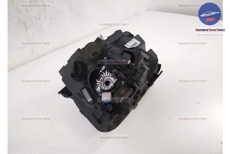 Фар Дясно оригинален Ксенон Адаптивен и LED Фолксваген ВВ / Volkswagen