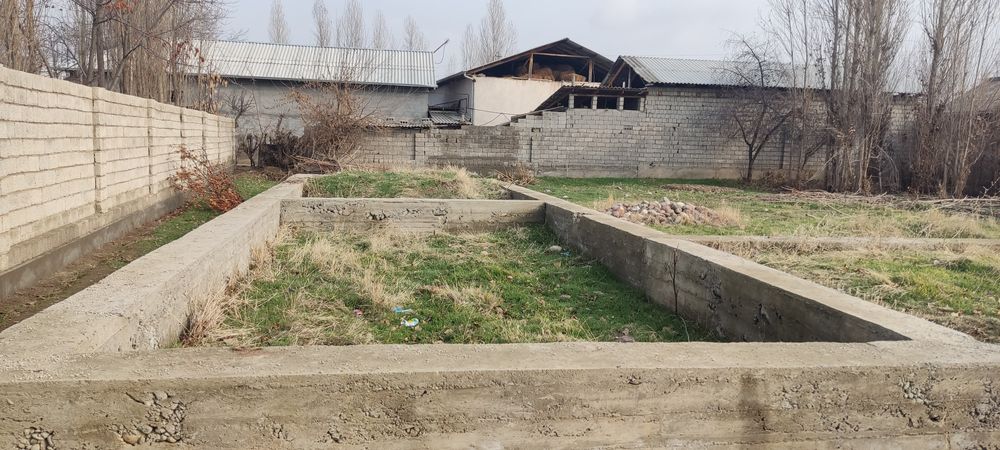 Yangi Toshkent 7,35 sotixli xovli sotiladi.