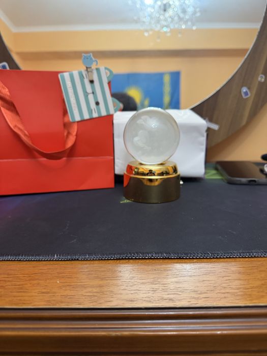 Светильник.