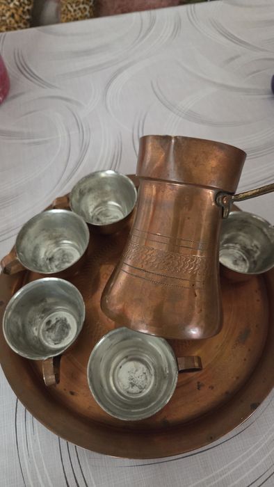 Медено джезве с шест чашки
