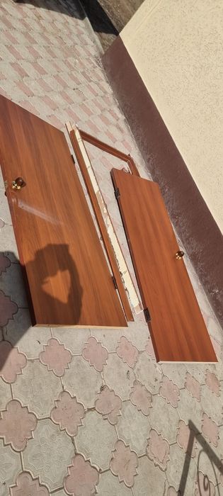 Продам двери б/у