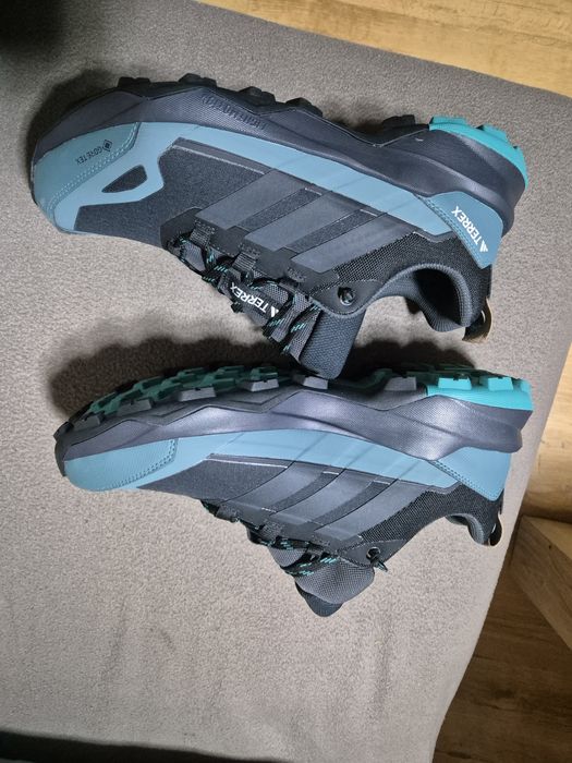 Маратонки Адидас