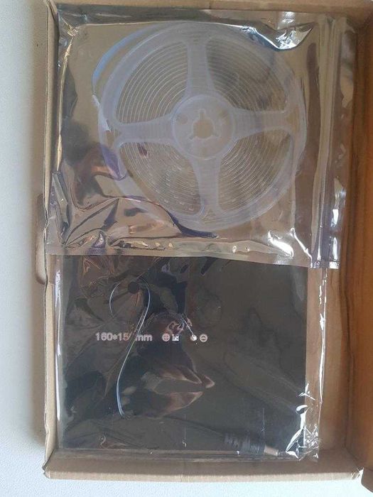 Iluminare UV solar cu panou solar pt cresterea plantelor Noaptea!