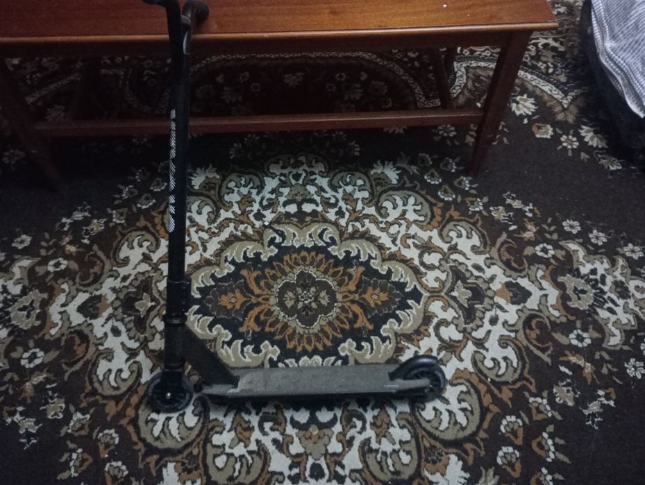 Trotinetă de picior. Roată nouă!!