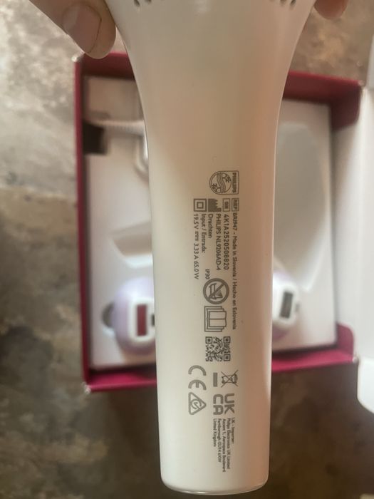 Philips  lumea IPL  9900  nou cu garantie extinsa  2 ani