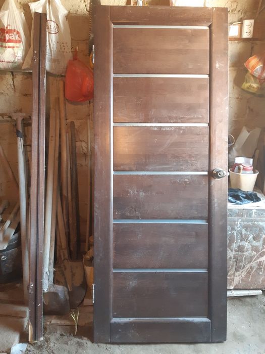 Двери межкомнатные Б/у