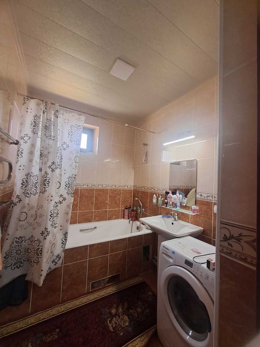 Продается 4-х комнатная банковская квартира, 130 кв.м.