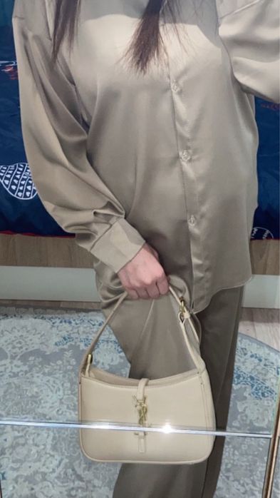 Двойка продается