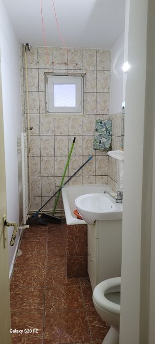 Ofer spre închiriere garsoniera în G. Enescu