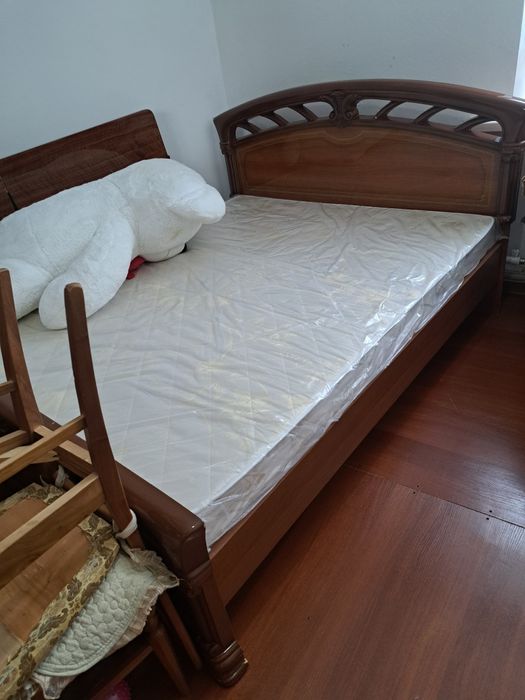 Спальный гарнитур срочно и дешево