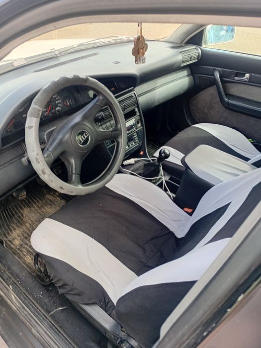 Ауди с 4 год 1992 куб 2,6