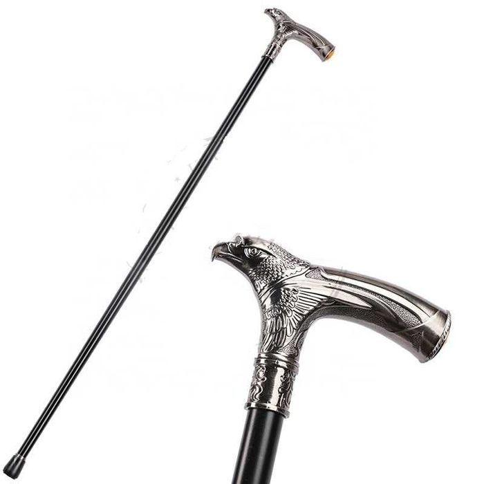 Метален Бастун със скрито острие, което не е заточено.