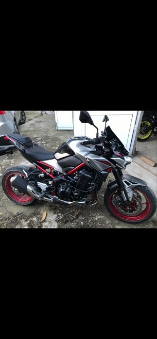 Kawasaki z900 713km