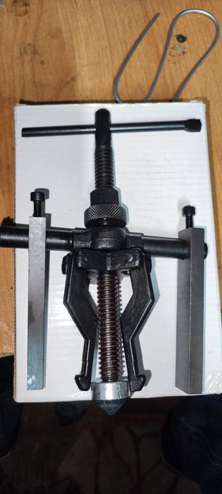 Съемник подшипников 24" трехлапый,600 мм.