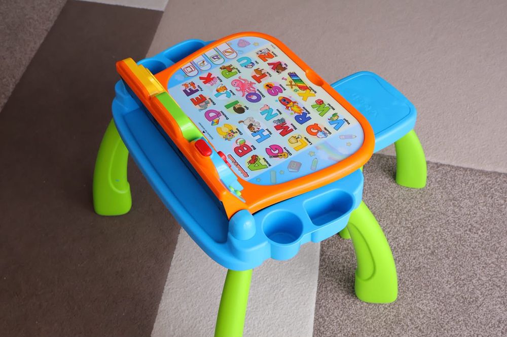Birou interactiv copii VTech Touch and Learn cu scaunel si planse - Limba Germana