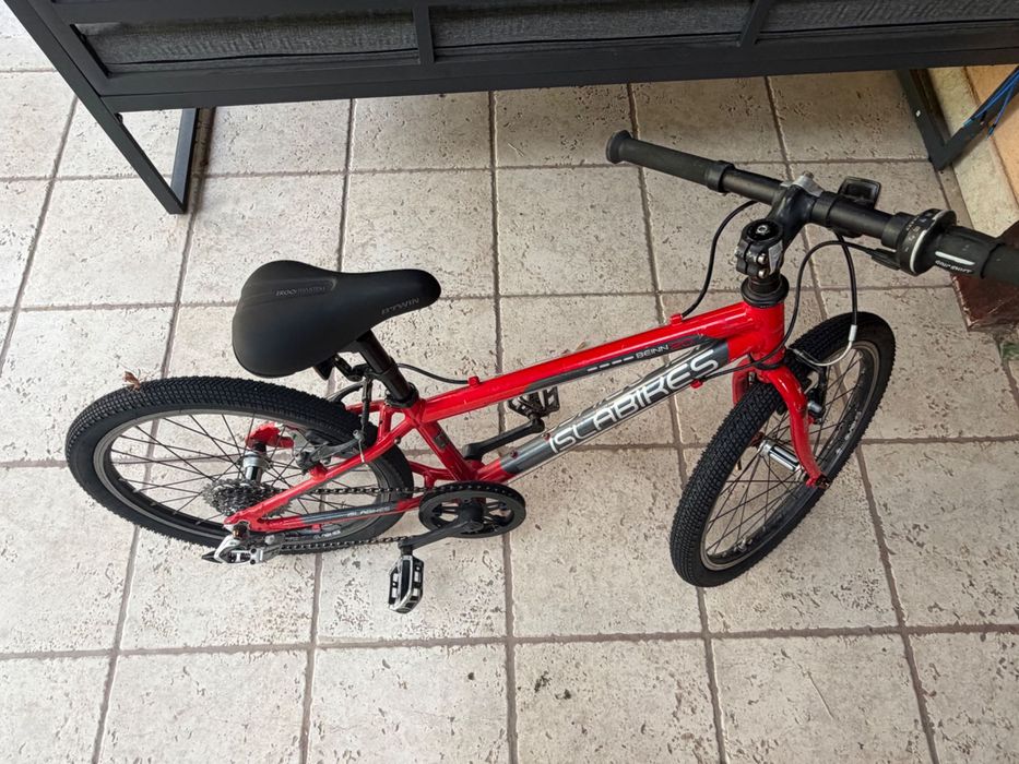 Bicicleta Islabikes Beinn 20” mai usoara ca Woom