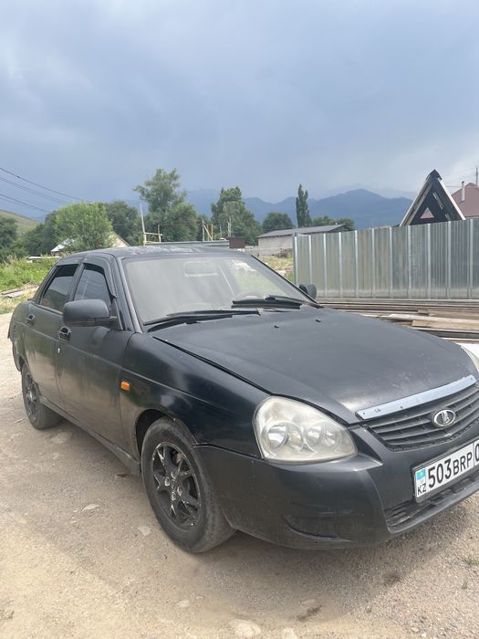 Lada    Priora     Машинасы Сатылады