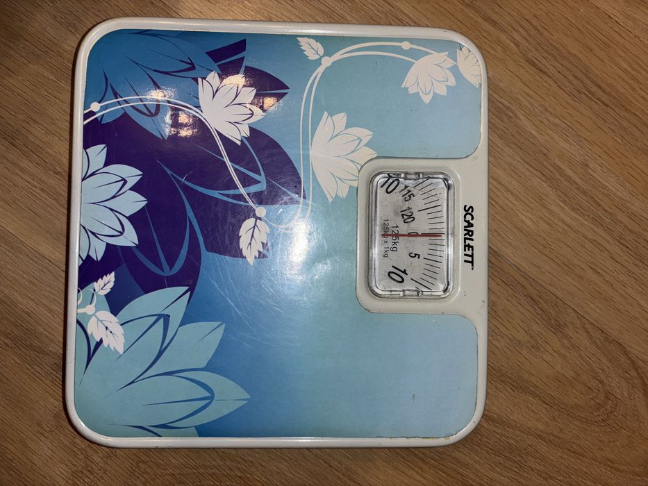 Напольные весы scarlett