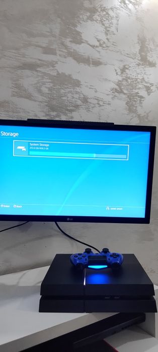 PlayStation 4 (Ps4) + controller