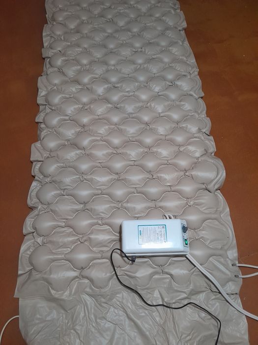 Продам матрас пролежневый