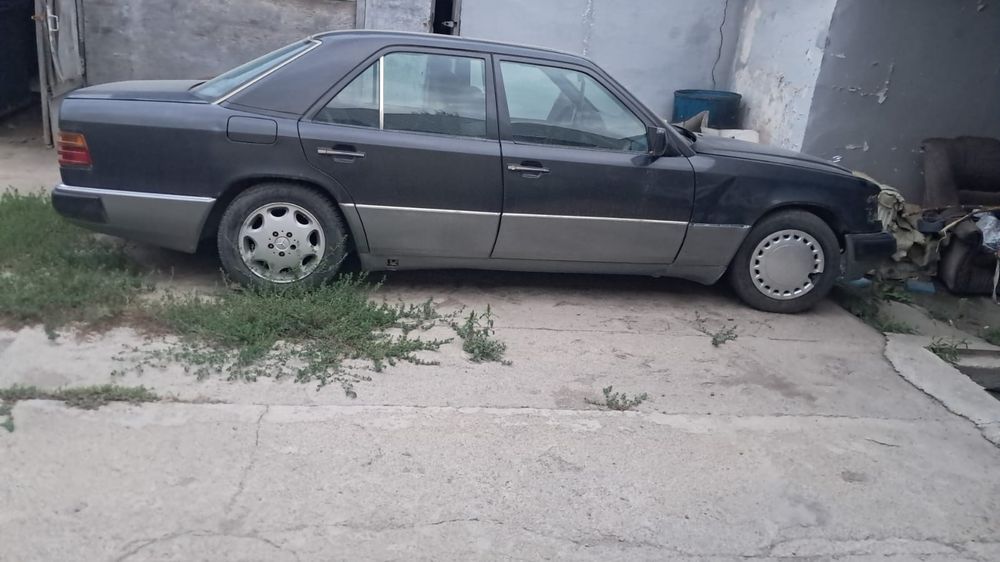 Продам машину срочно